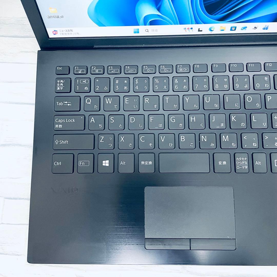 【美品】VAIO 爆速SSD256GB 8GB第10世代パソコン バイオPC