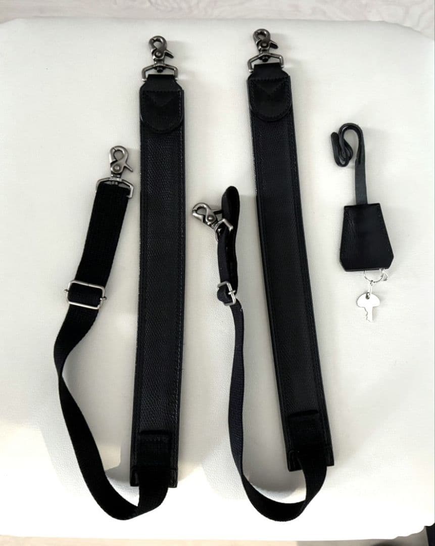 横型ダレスバッグ リザードPVC ブラック Mサイズ