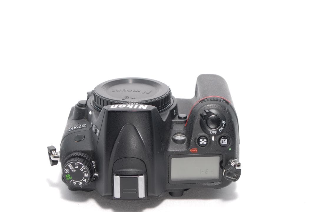 ✨Nikon D7000✨高速連写＆高画質✨カメラデビューに✨一眼レフ