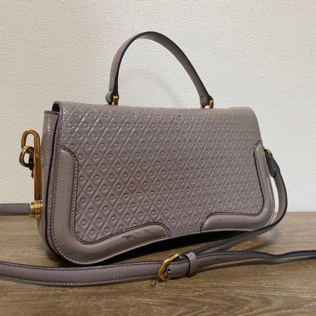 ■ TOD'S（トッズ） 良品 / レザー/ハンドバッグ/ グレー系