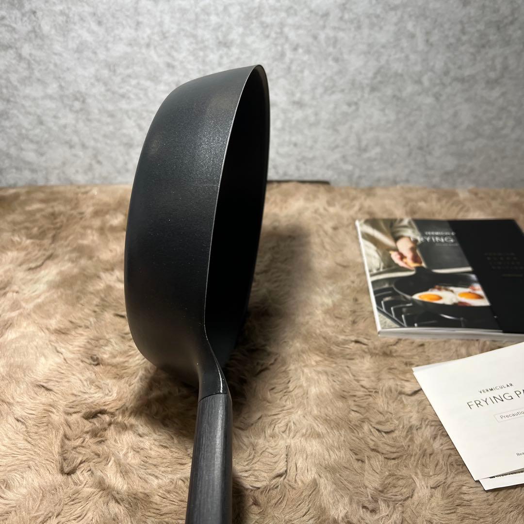 新品　フライパン 24cm深型プレミアムブラック FP24-PB-L IH対応