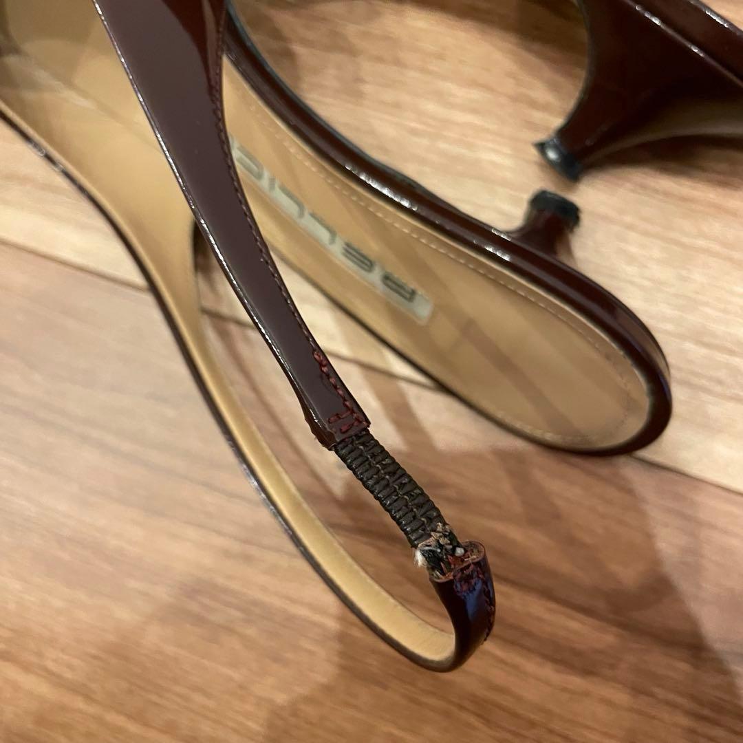 定番人気　PELLICO ペリーコ　バックストラップパンプス