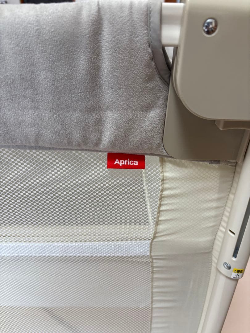 Aprica　ベビーベッド　ココネルエアープラス