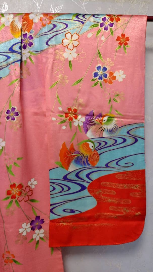 RK554子供着物7歳前後用着丈133センチ裄丈54センチ正絹重ね襟付き