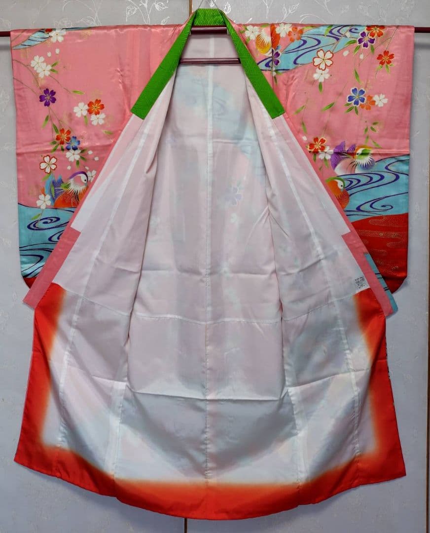 RK554子供着物7歳前後用着丈133センチ裄丈54センチ正絹重ね襟付き