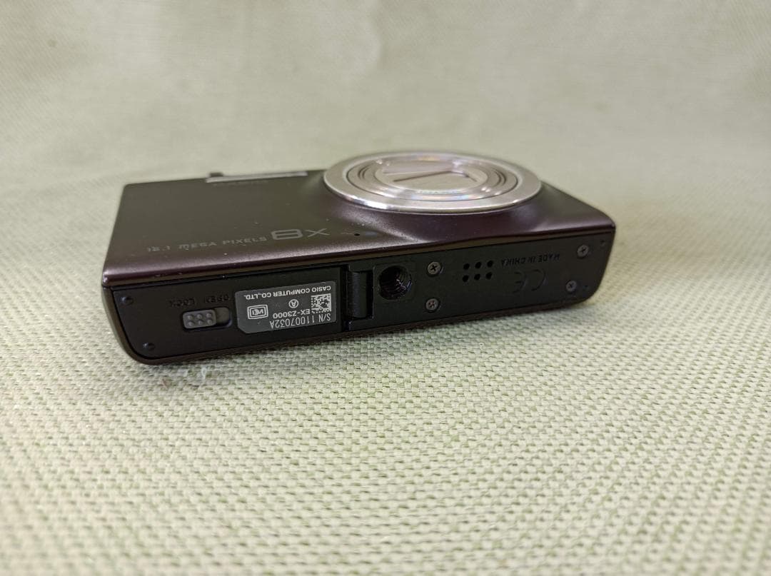 都《TYXVM》CANON　EXILIM EX-23000　デジタルカメラ　本体