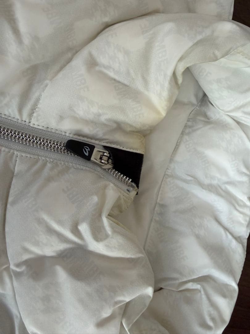 MARUI BUNNY ホワイトダウンジャケット キルティング