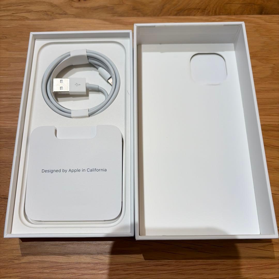 【中古】Apple iPhone 13 ホワイト128GB