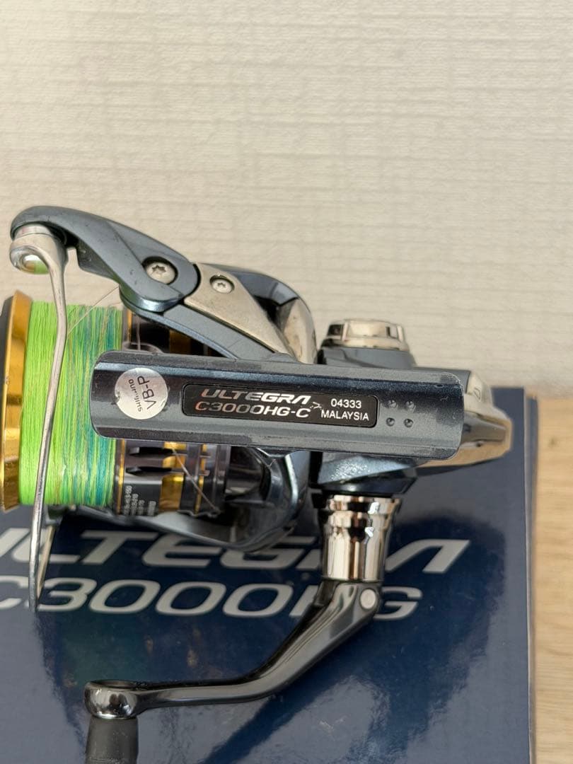 SHIMANO ULTREGRA C3000HG スピニングリール