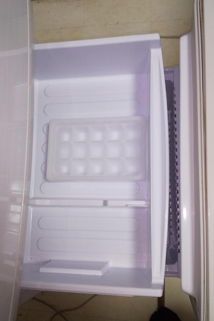 SHARP 冷蔵庫【137L】つけかえどっちもドア SJ-D14C-W ホワイト