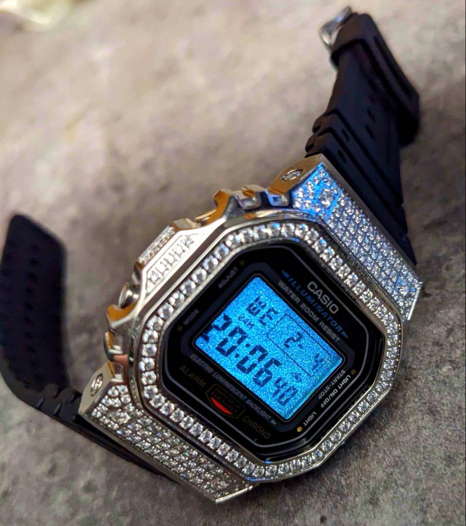 モアサナイトベゼル ラグジュアリー液晶 カスタム フルメタル VIP