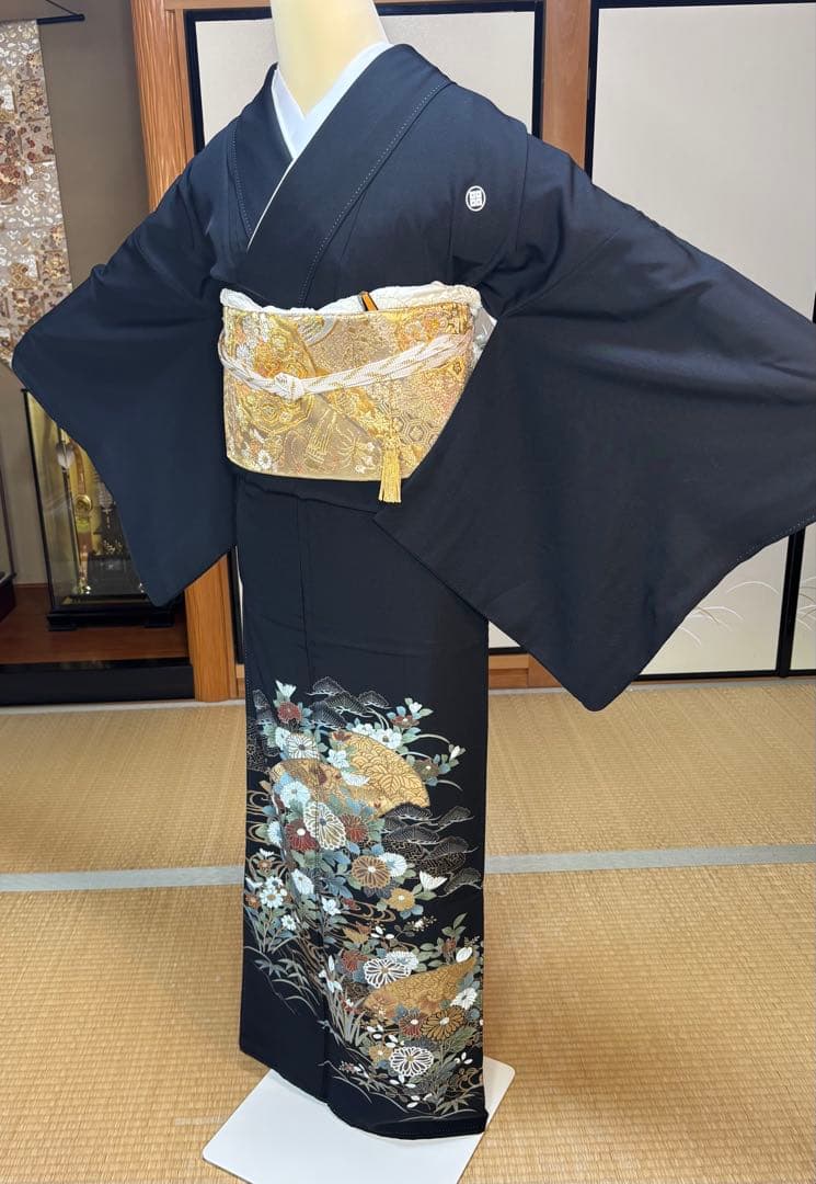 正絹豪華黒留袖6点フルセット　留袖　 袋帯　長襦袢　帯締め　帯揚げ　末広