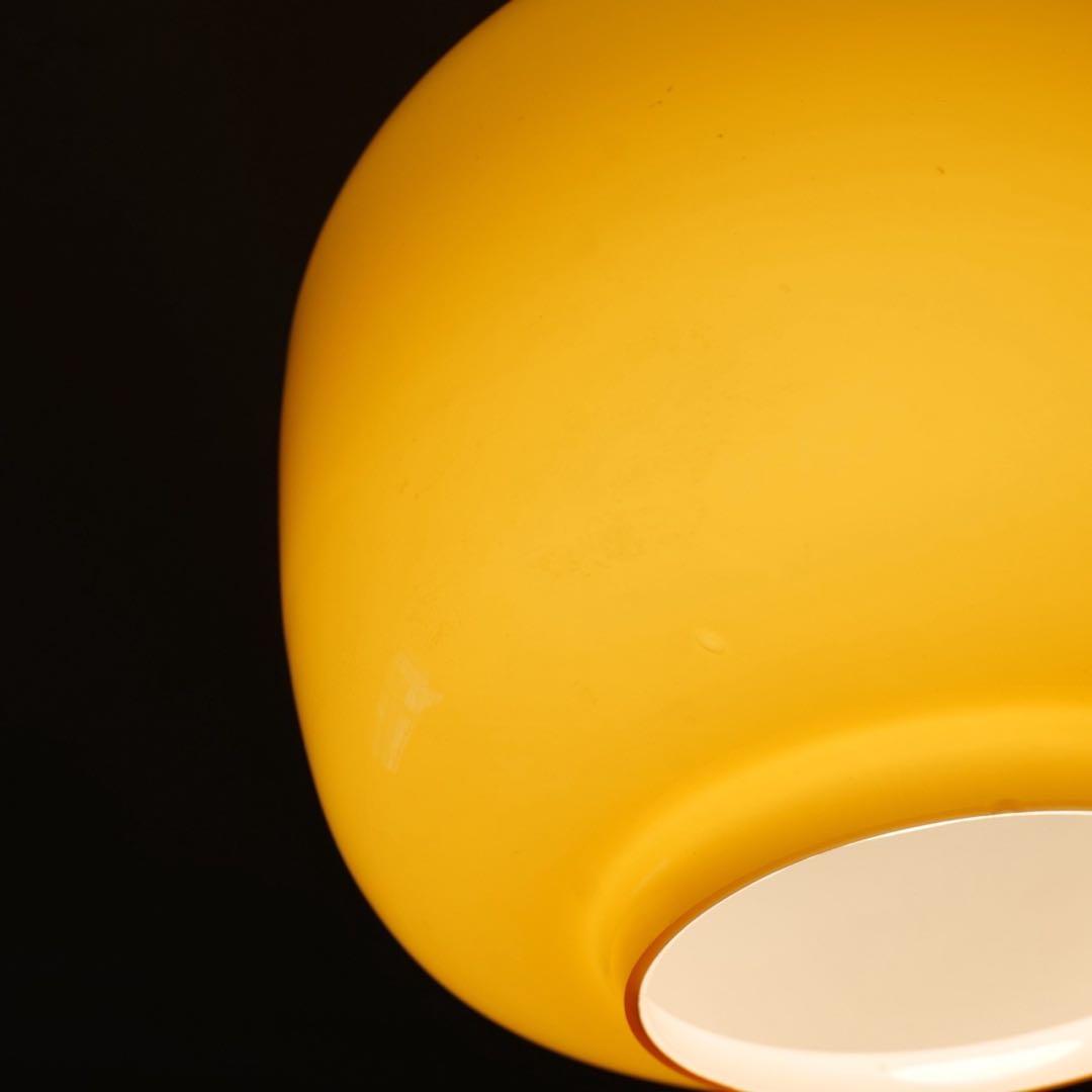 イエロー ガラス ペンダントライト