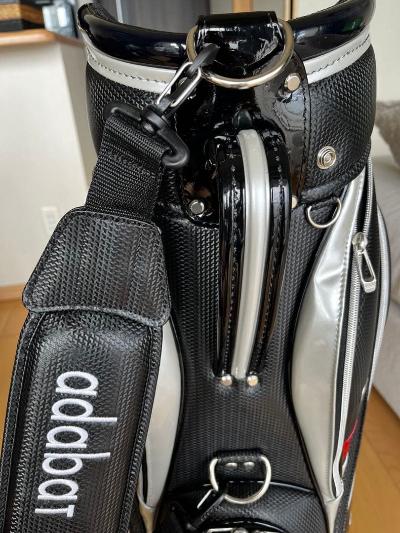 美品adabat アダバット カート型キャディバッグ　ブラック　9型　エナメル