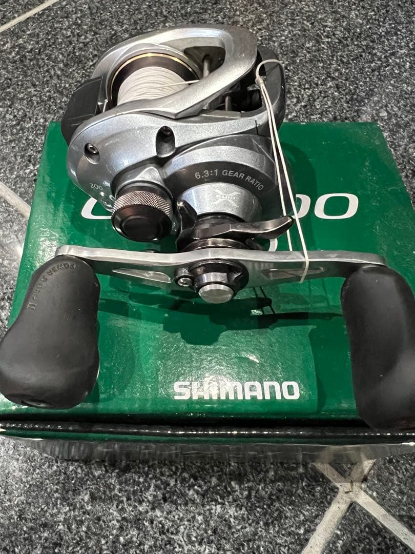 シマノ クラド200
