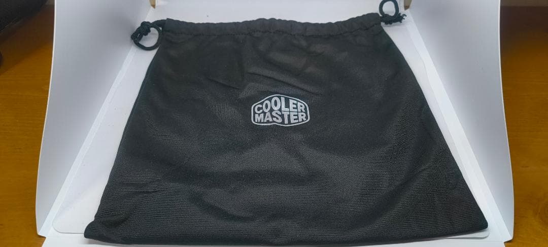 Cooler Master V650 GOLD V2 650W 電源ユニット