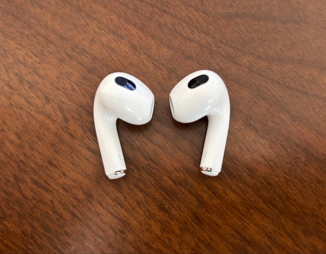 airpods 第3世代　イヤホンのみ