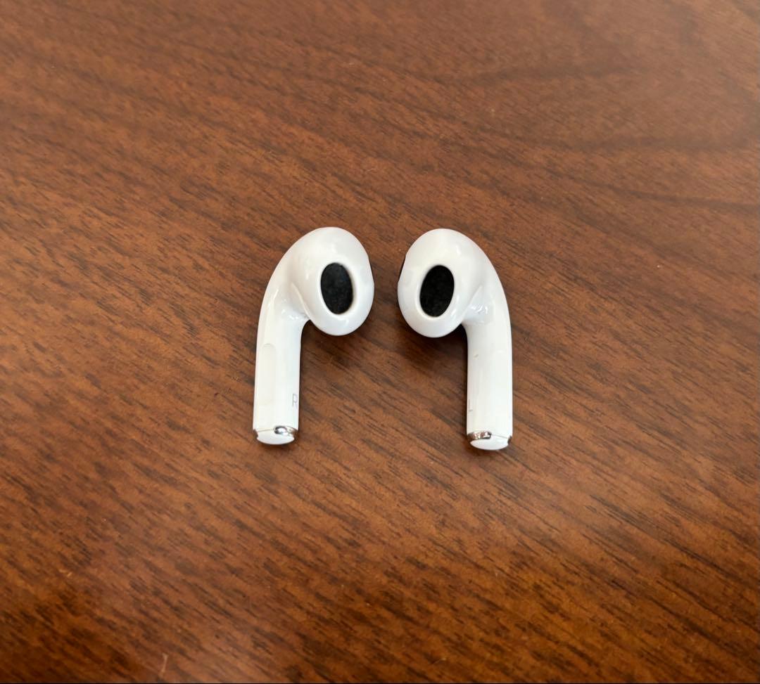 airpods 第3世代　イヤホンのみ