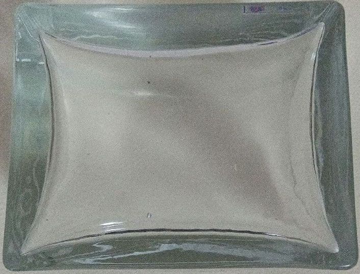 ガラス容器の人工のバラと装飾　未使用に近い　専用ページして購入OK◎早い者勝ち