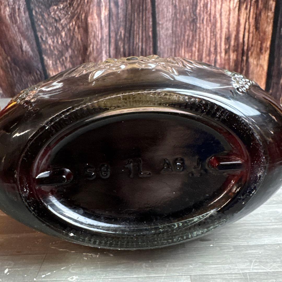 ヘネシーＸＯ 1000m l 金キャップ箱付 未開封保管品