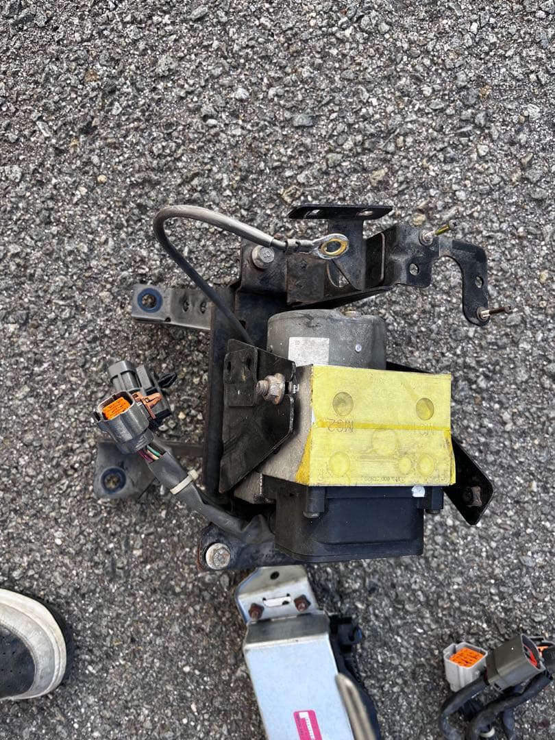 FD3S 5型 ABSユニット・ABSコンピューター