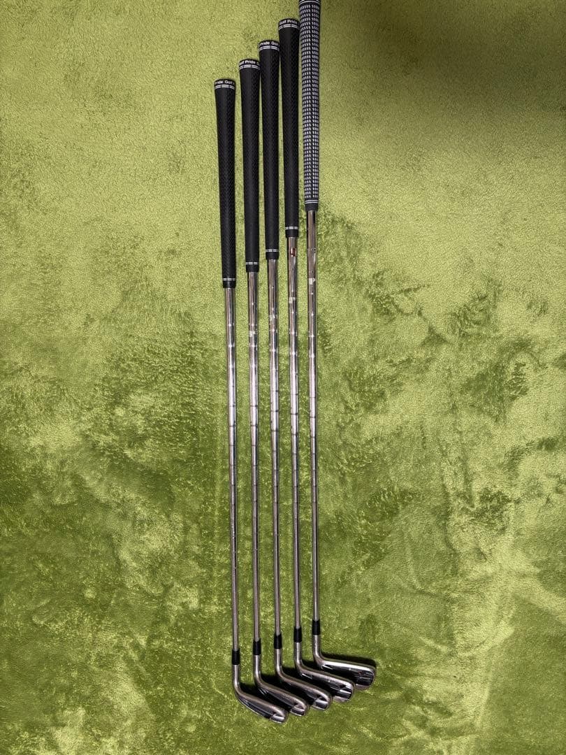 タイトリスト　AP1 アイアン　6〜P 5本セット