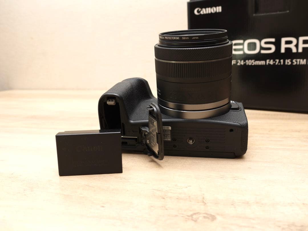 Canon EOS RP ミラーレス一眼 24-50mmレンズ