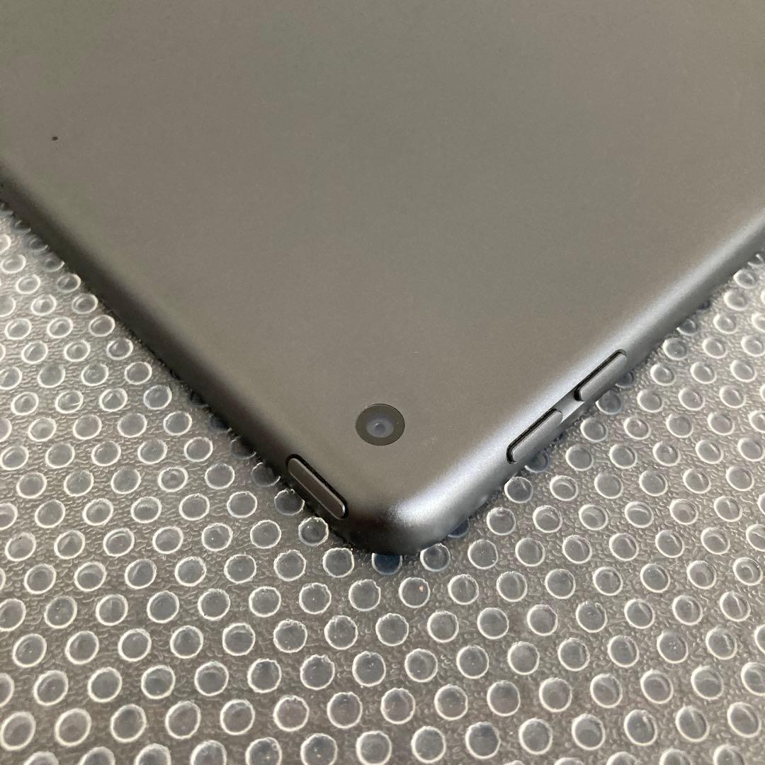 3268【早い者勝ち】iPad7 第7世代 32GB WIFIモデル☆