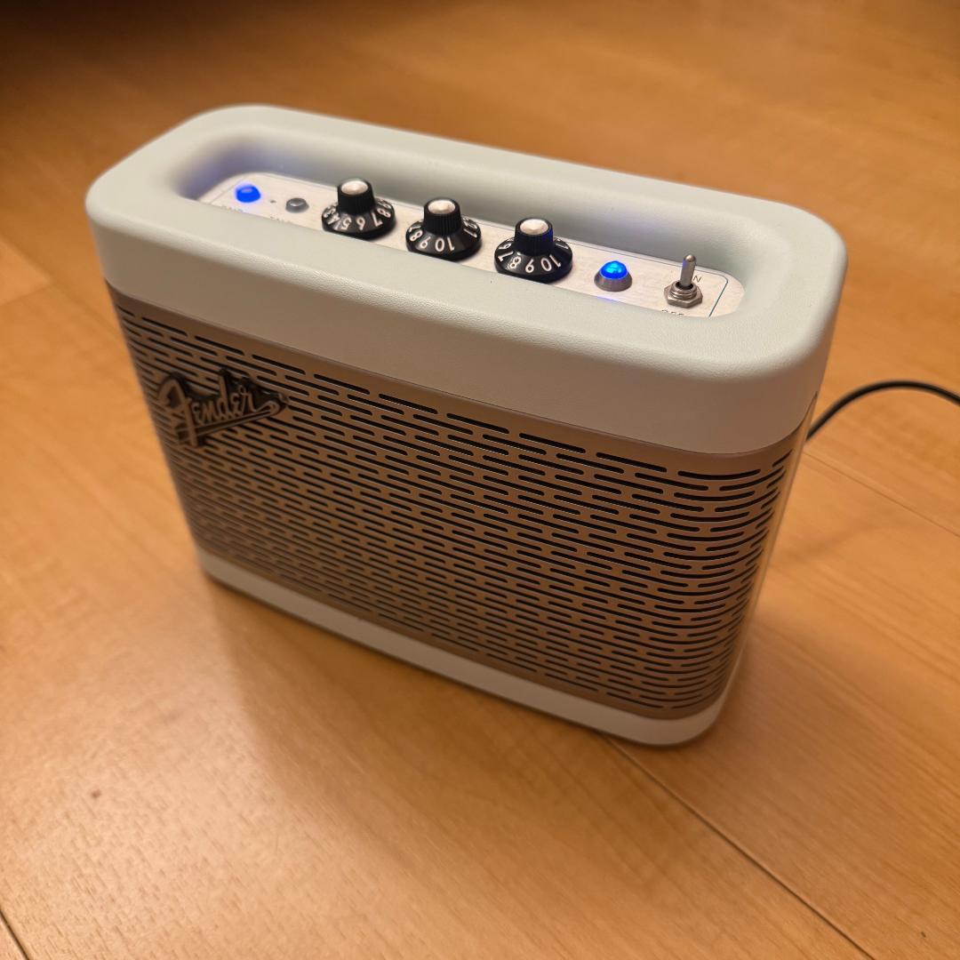 Fender NEWPORT ニューポート