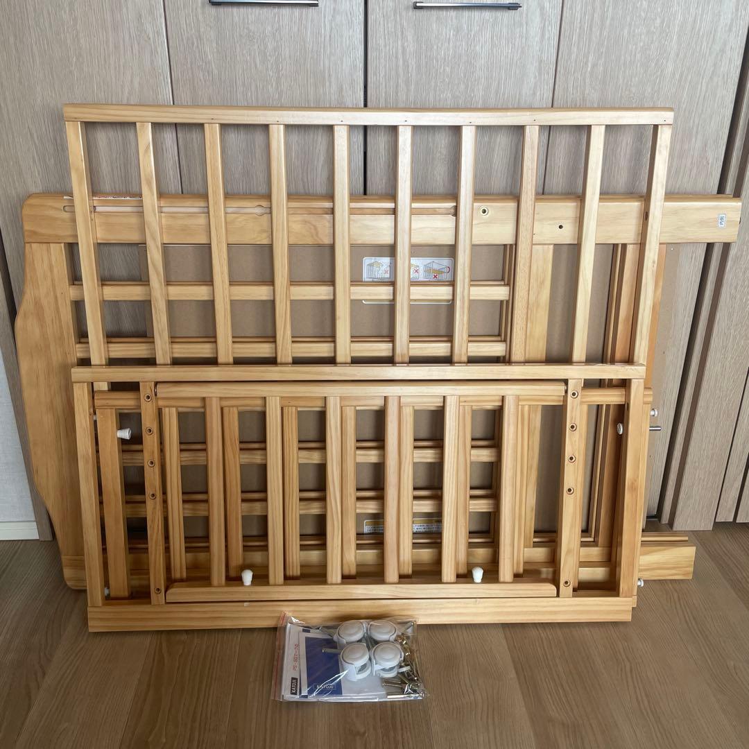 【引き取り希望】カトージ ベビーベッド ハイシートミニベッド