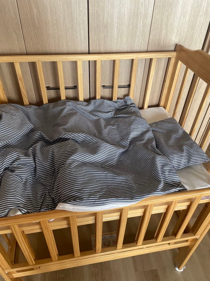 【引き取り希望】カトージ ベビーベッド ハイシートミニベッド