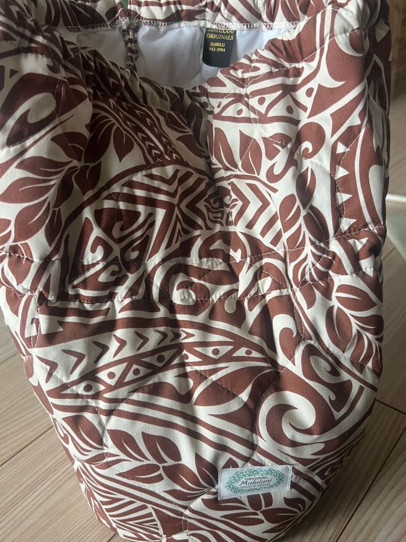 フラダンス用楽器、イプとタパ柄