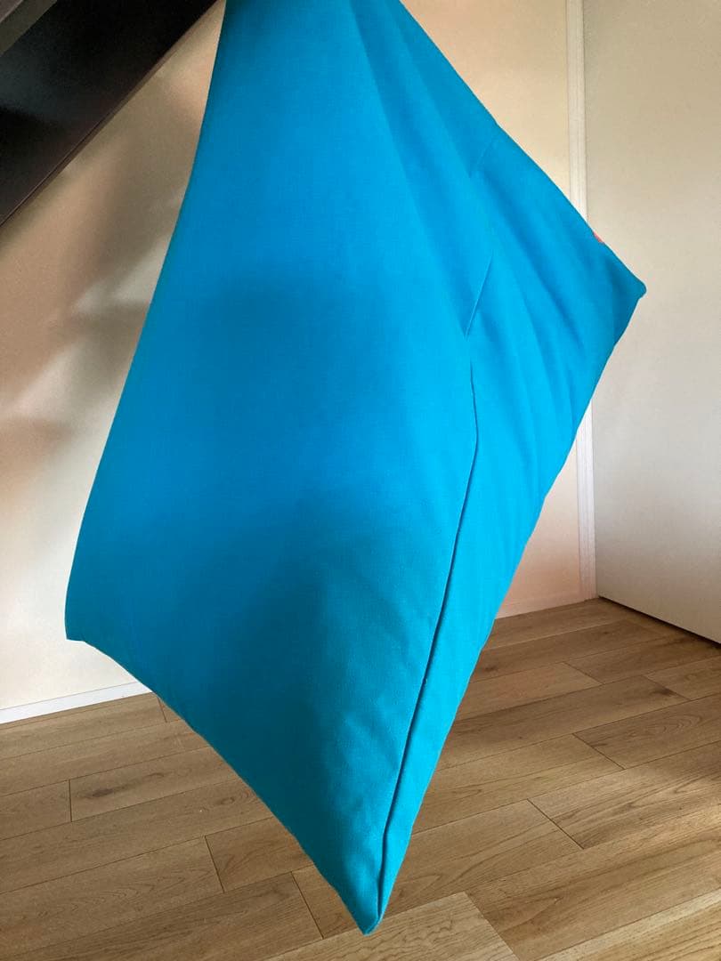 tetra CHENILLE 青 ビーズクッション【未使用に近い】※送料無料※