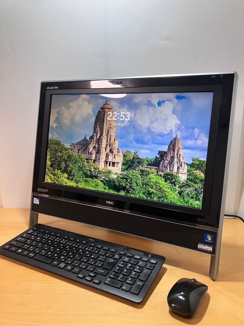 NEC 一体型デスクトップ 高速SSD256/メモリ8/カメラ/オフィス