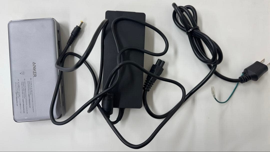 分配器・切替器 anker563 USB-C Docking Station A8395