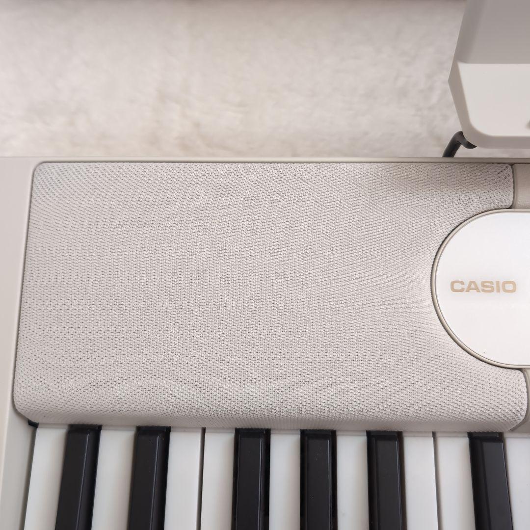 りん♫　カシオ　LK526 電子ピアノ　電子キーボード　光ナビゲーション