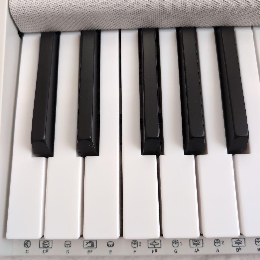 りん♫　カシオ　LK526 電子ピアノ　電子キーボード　光ナビゲーション