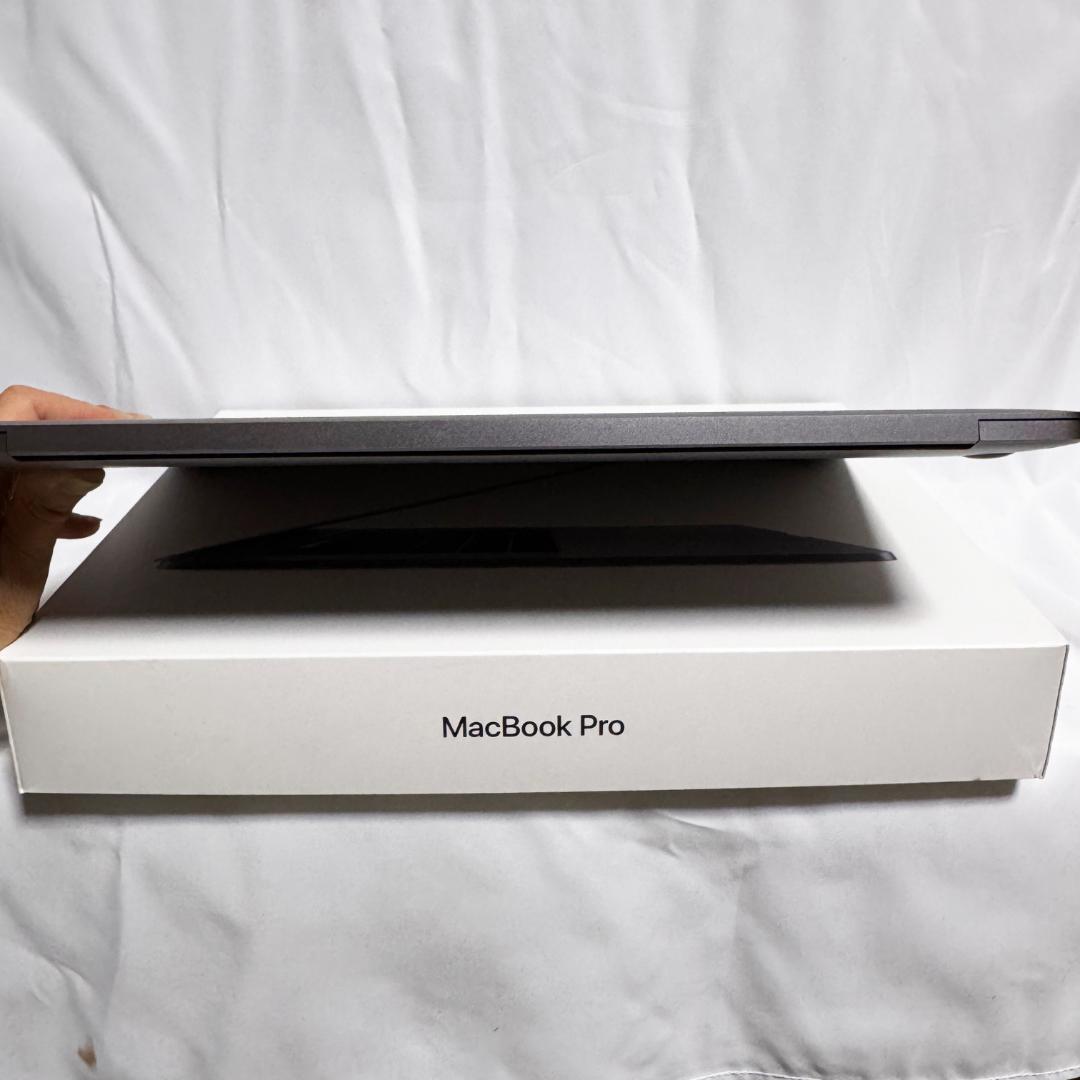 Macbook Pro 15インチ　2018　i9　32GB　1TB　US　美品