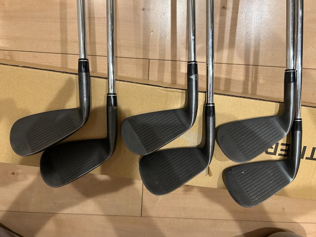 ムジーク　muziik On The Screw Blue Icon II