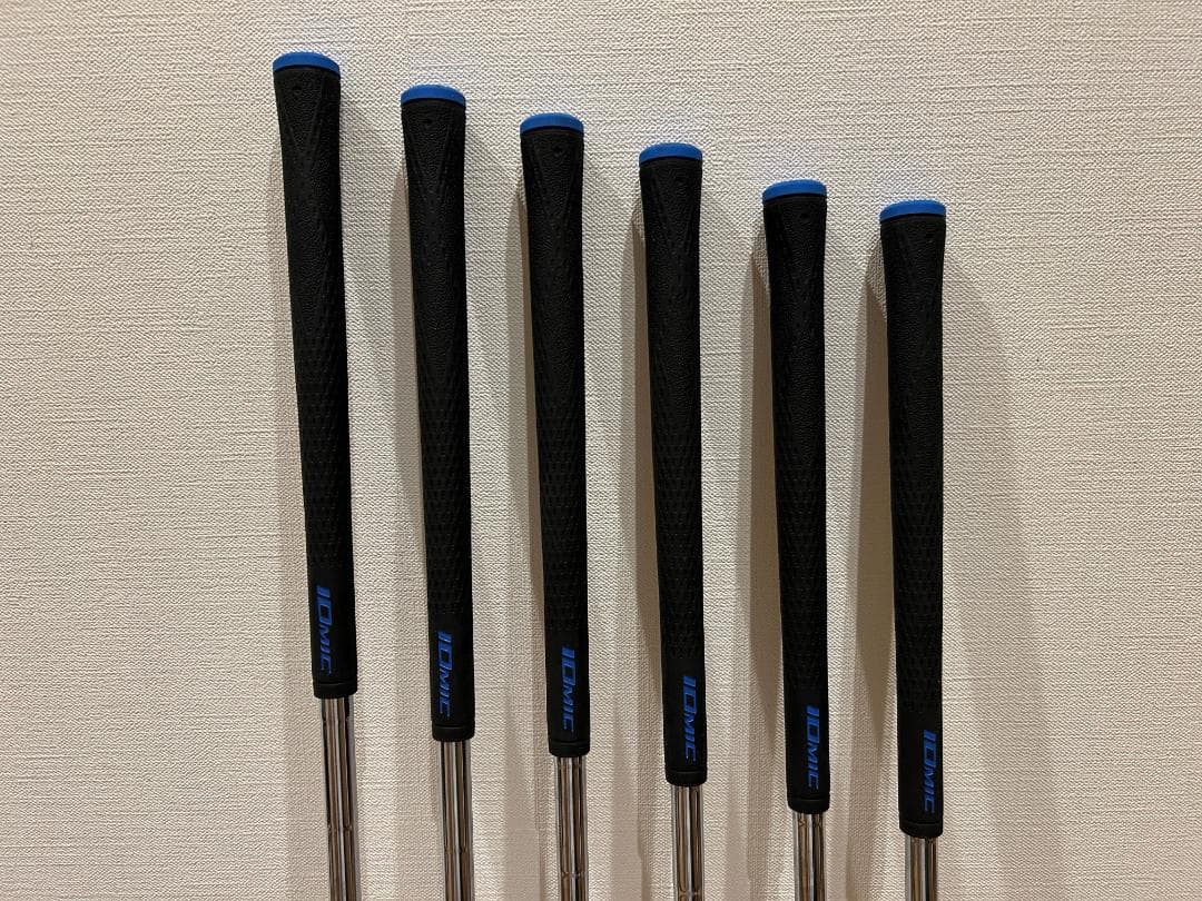 ムジーク　muziik On The Screw Blue Icon II