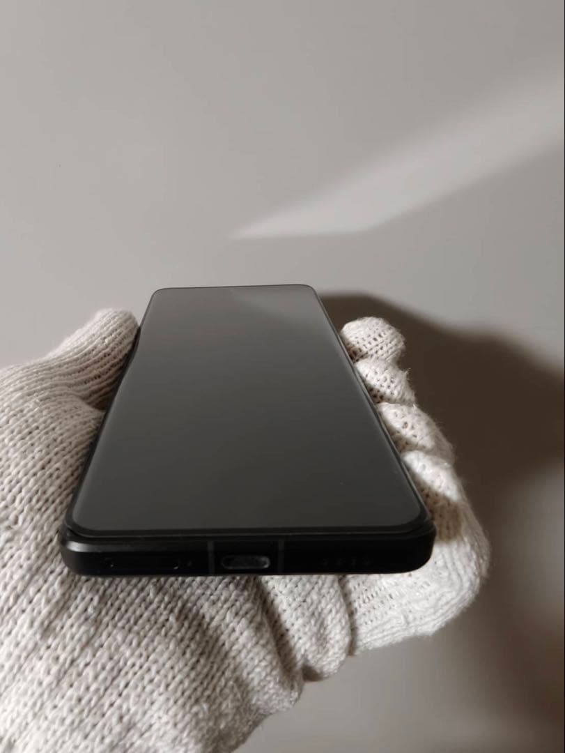 お値下げ　【オマケ付き】Xiaomi 13 Ultra 16GB/512GB