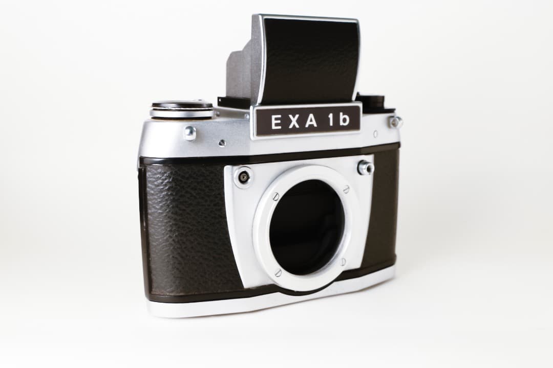【美品】EXA 1b フィルム一眼レフカメラ ドイツ製　＃4