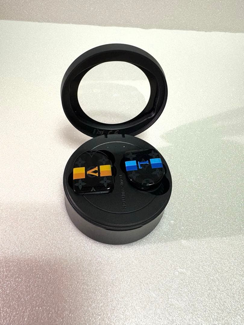 【美品】ルイヴィトン ホライゾン ワイヤレス イヤホン モノグラム エクリプス