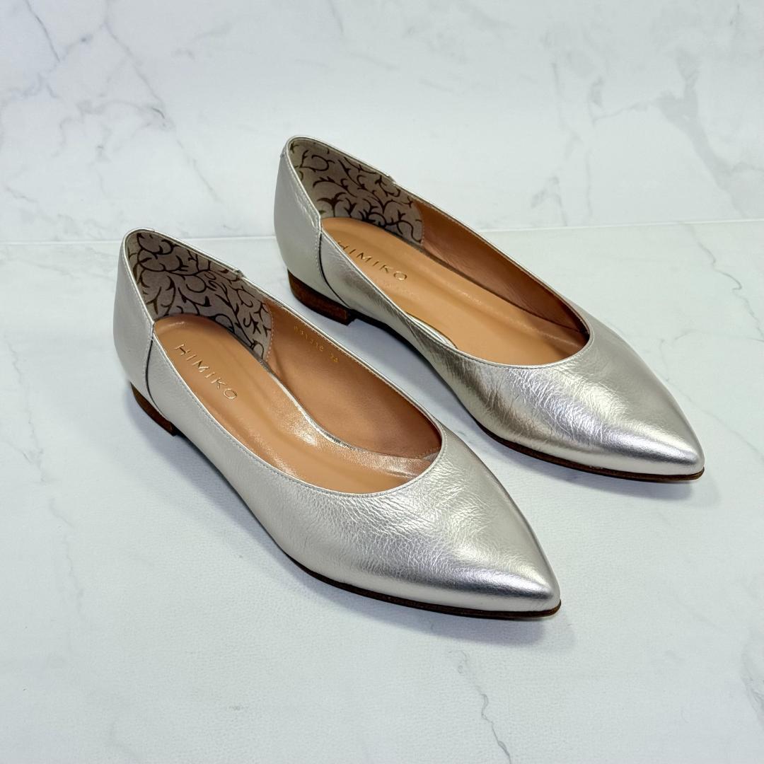 【美品】HIMIKO フラットプレーンパンプス 24㎝ プラチナ