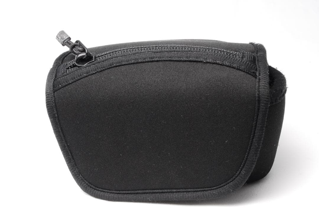 【極美品】SONY α6700 ミラーレス一眼 カメラ 小型軽量 最新AIAF