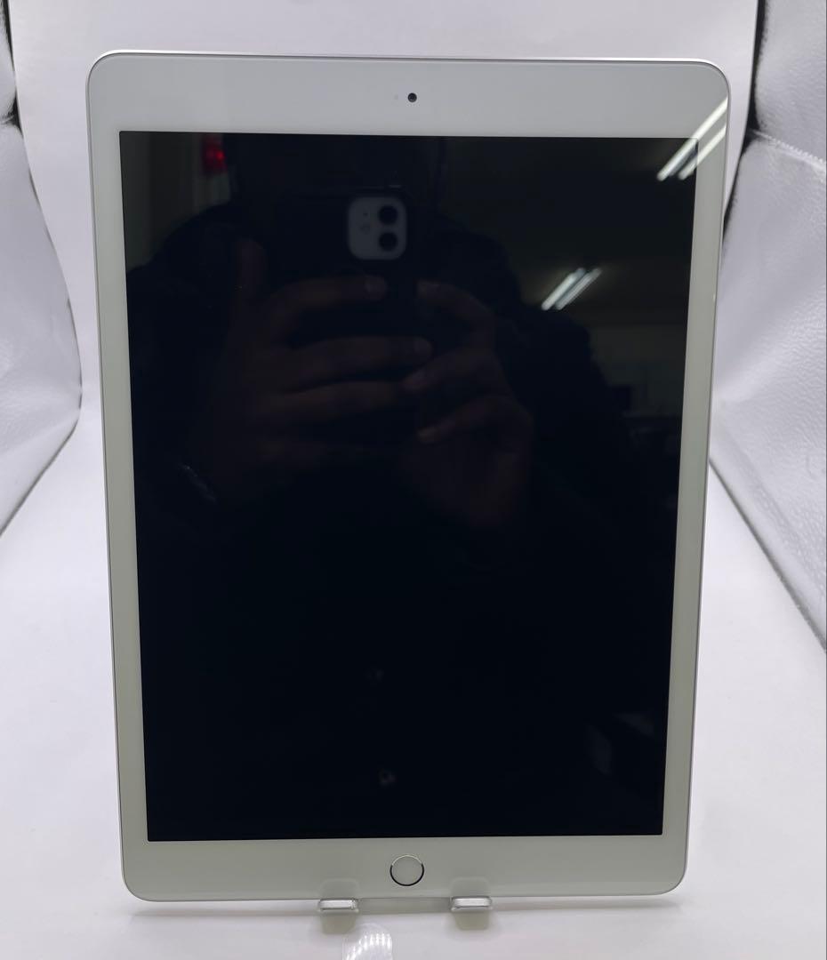 iPad 7世代 32GB 本体 バッテリー80%