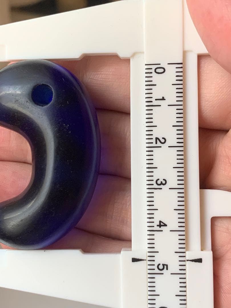 古墳期　瑠璃製勾玉　古代ガラス　出土　縄文　石器　化石　根付　糸魚川翡翠勾玉