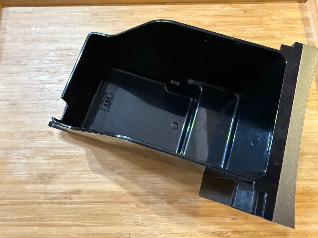 デロンギ　全自動コーヒーマシン　マグニフィカ イーヴォ　ECAM29081TB