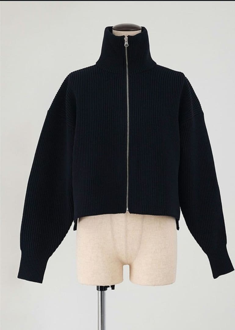 FORME 25AW 東原亜希　ジップニットカーデ