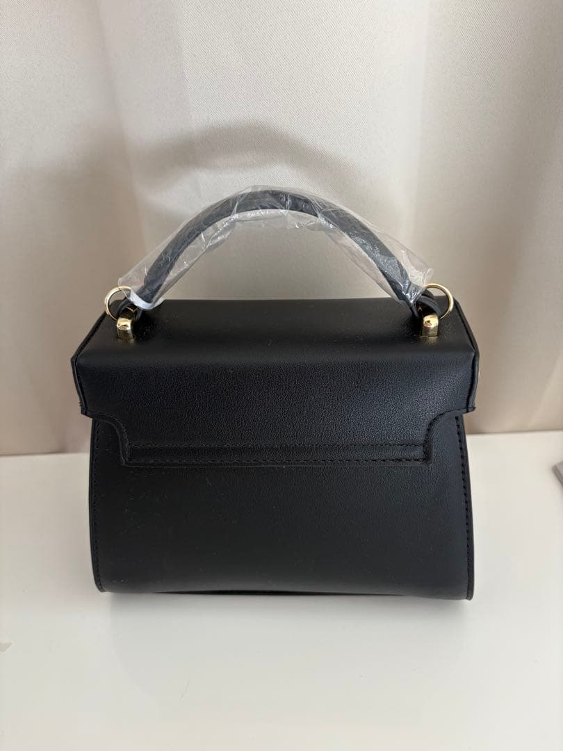 CELFORDセルフォードリュタンビジュースタッズポシェット ブラック